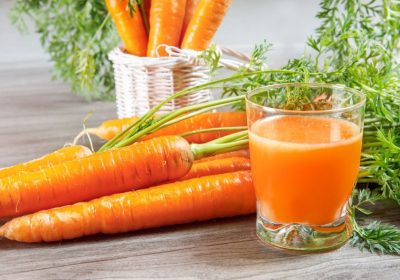 Giữ dáng giảm cân với nước ép cà rốt